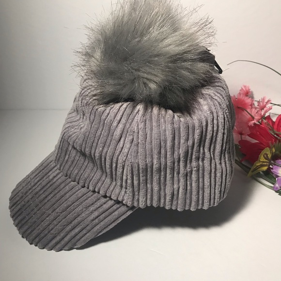 Anna and Ava Gray PomPom Hat - Picture 2 of 8